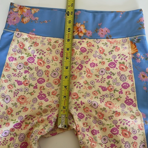 LoveShackFancy X Bandier Mixed Floral Print Legging - Size L - Picture 7 of 9